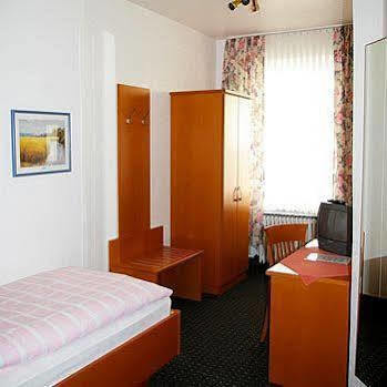 Hotel Brandenburger Hof Koln Bagian luar foto